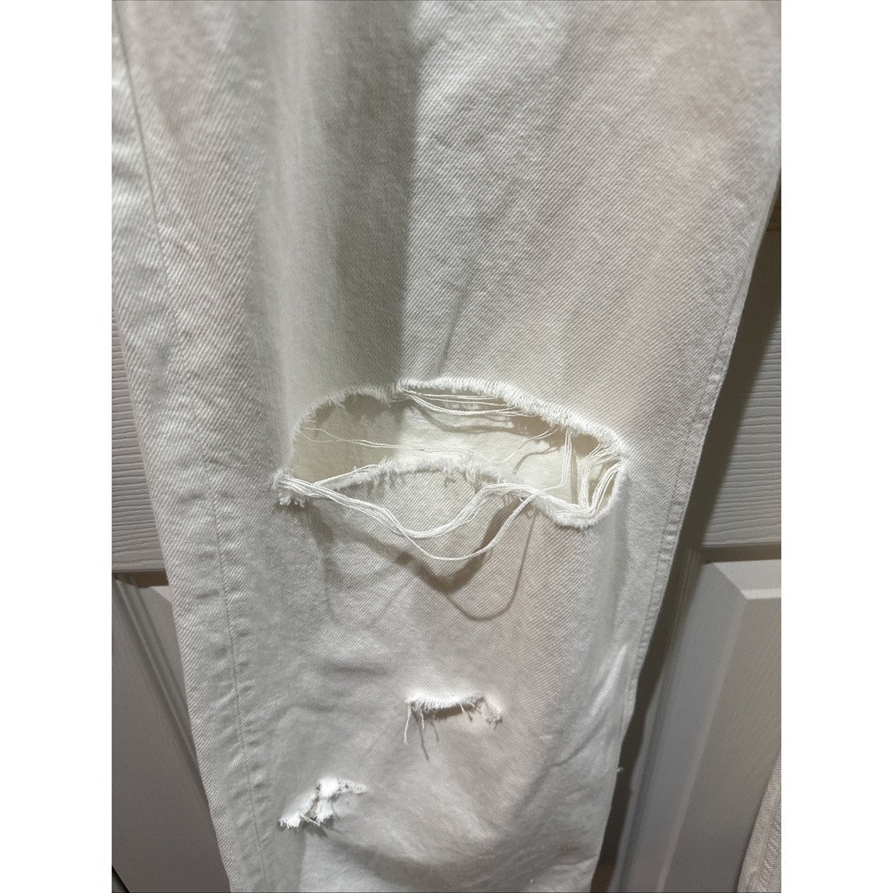 Arizona White High Rise Skater Jeans Distressed With Large Cut outs Size 15 NWT - Picture 7 of 16